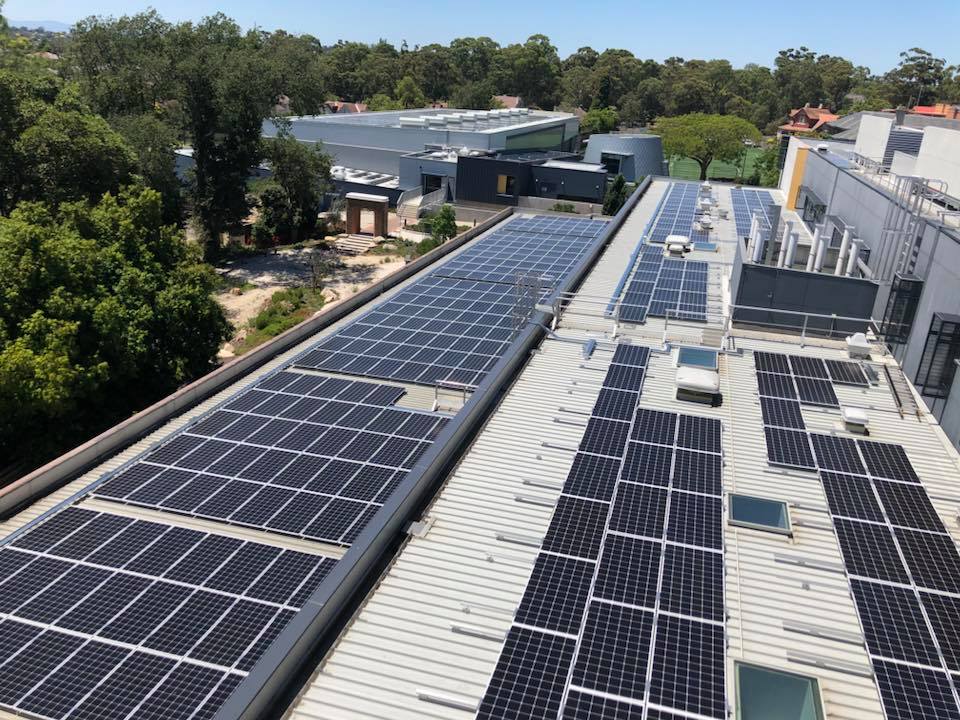 Солнечные модули для компаний - выгодно ли внедрять солнечную энергетику в бизнесе?