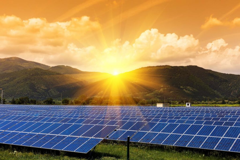 5 мифов о том, как погода и климат влияют на солнечные батареи