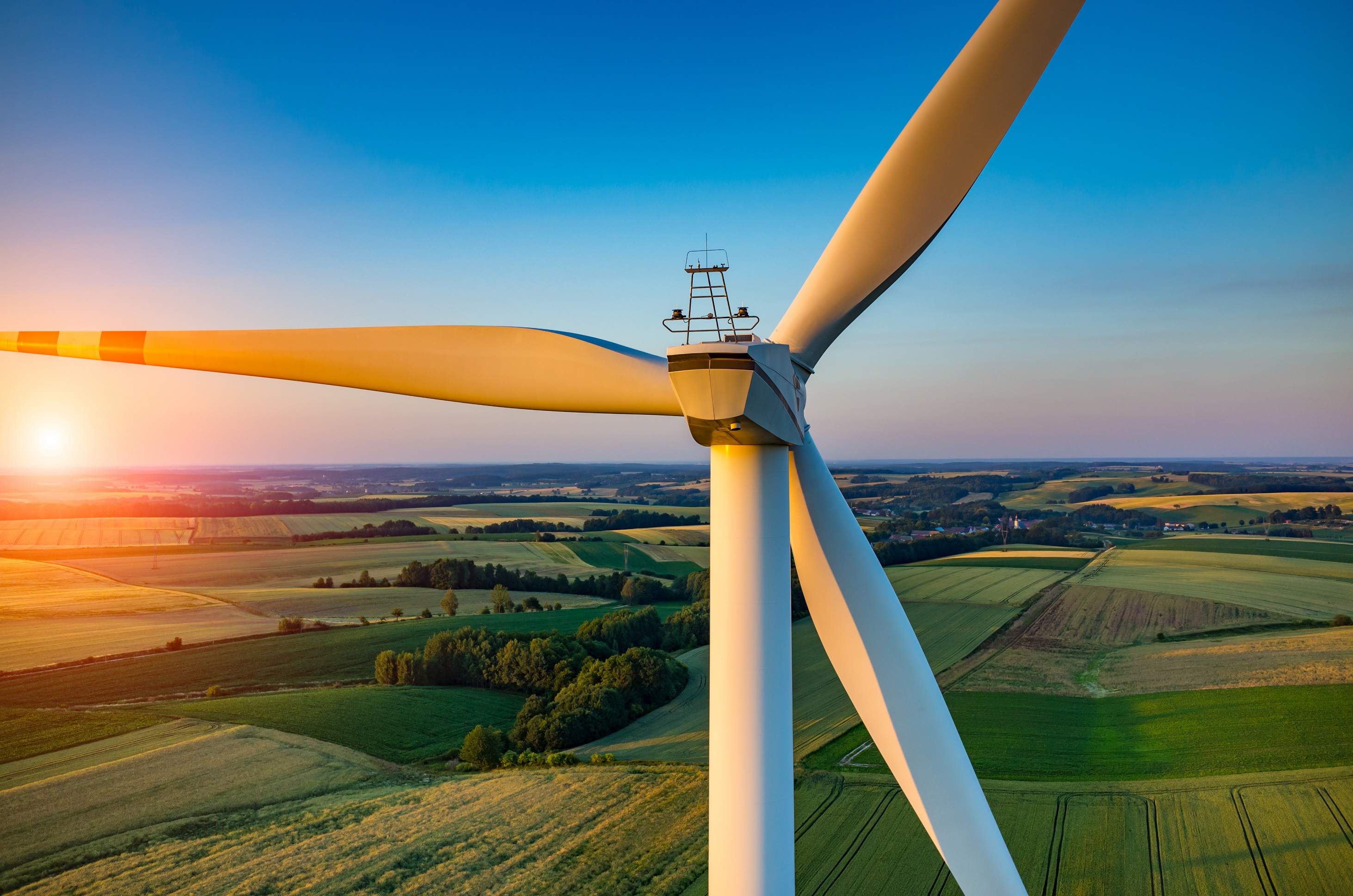 Ветряные турбины: как они работают и какие преимущества они предоставляют